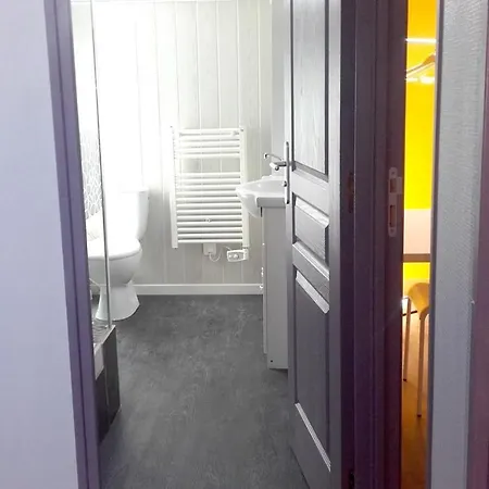 Holiday Rue Louis Victor Dortee بيت للعطل